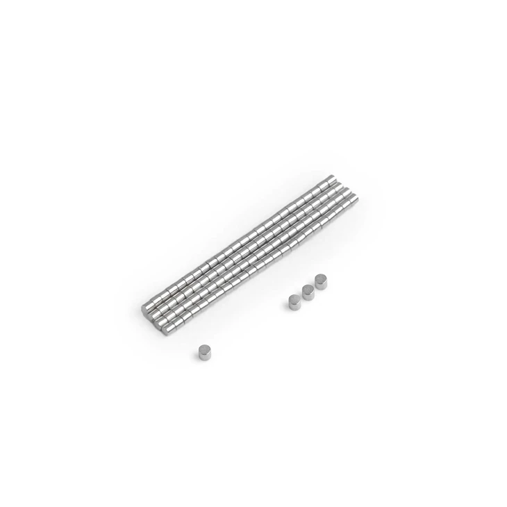 1x1mm Menor ímã de neodímio N52 de alto{2}}desempenho